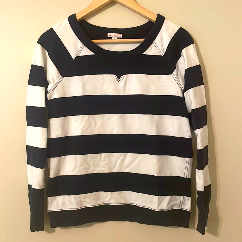 Gap Sweater